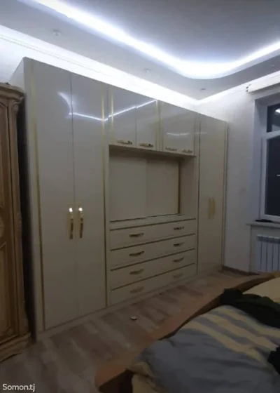 Шифоньер