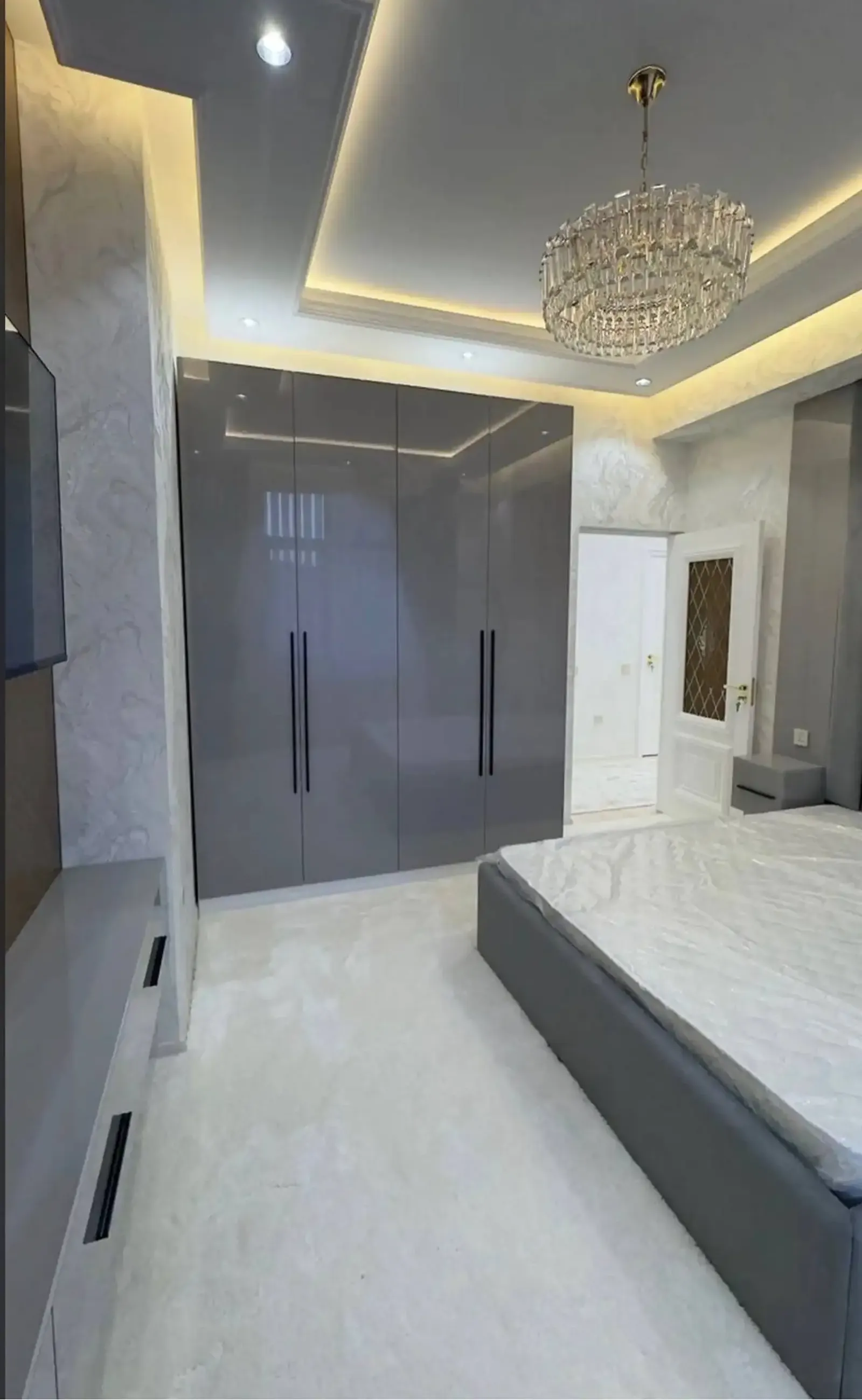 3-комн. квартира, 9 этаж, 70 м², Шохмансур - Пушти 4 дома, написано ресторан ок