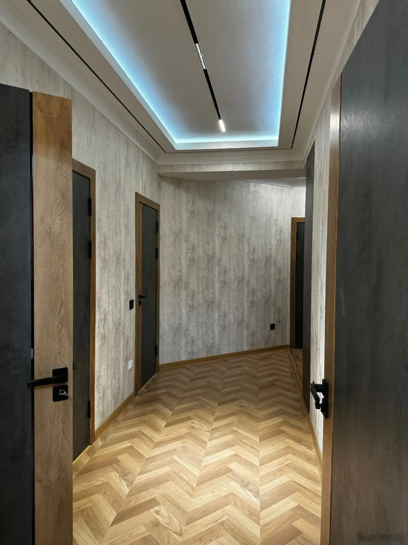 2-комн. квартира, 14 этаж, 85 м², напротив Зирбак