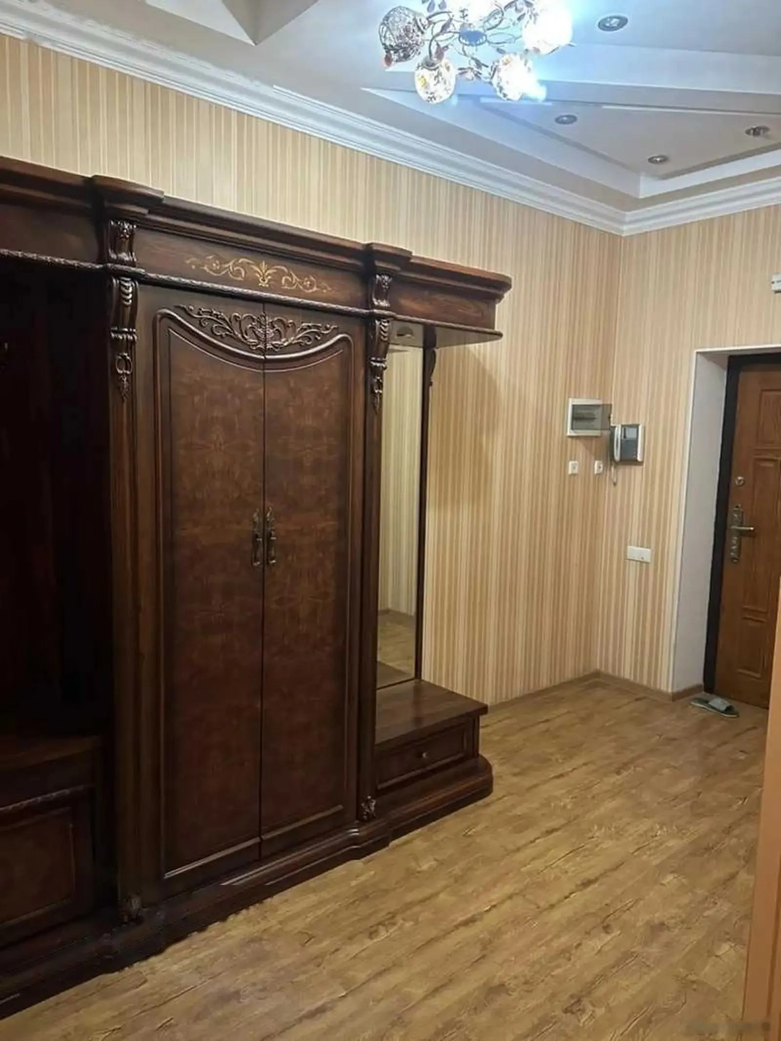 3-комн. квартира, 8 этаж, 120м², Медгородок