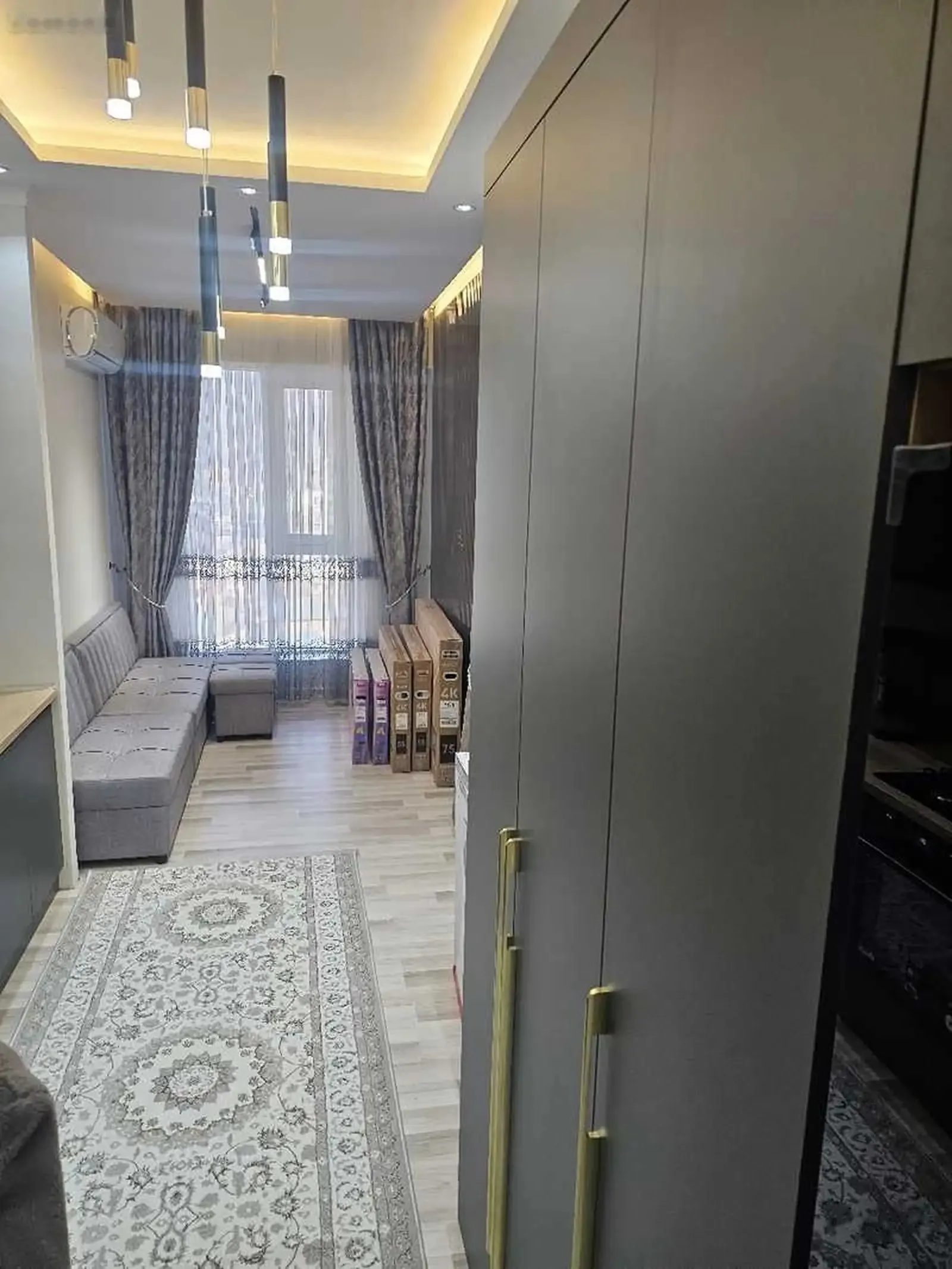 5-комн. квартира, 11 этаж, 160м², ру ба руи гостницаи Hilton