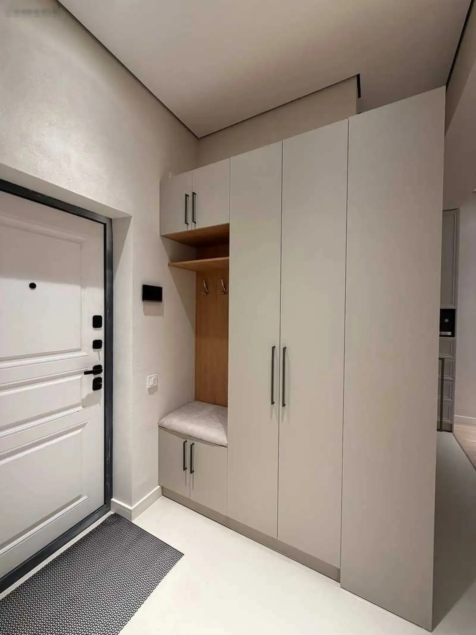 3-комн. квартира, 16 этаж, 100м², Дом печать