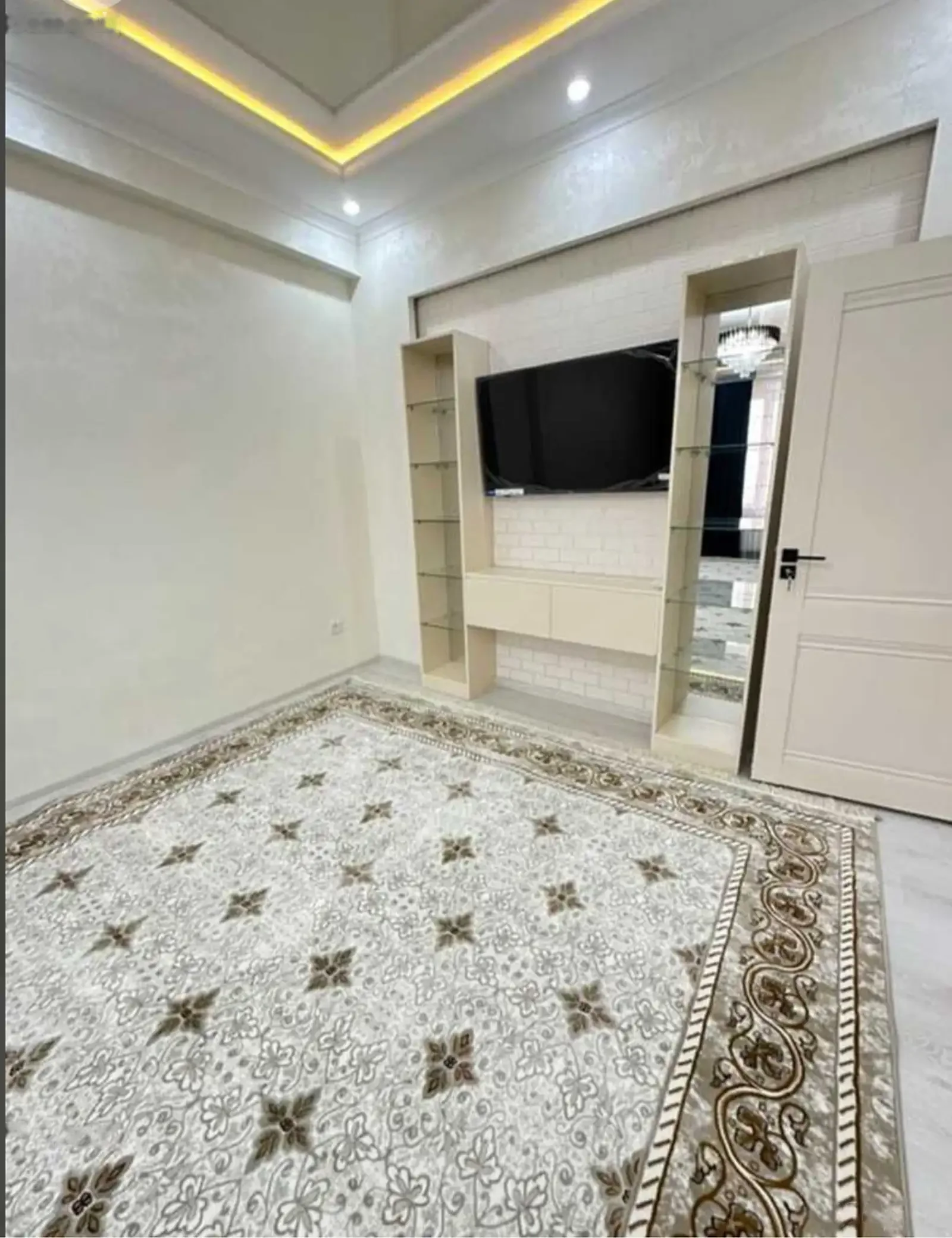 3-комн. квартира, 14 этаж, 106м², 82 мкр