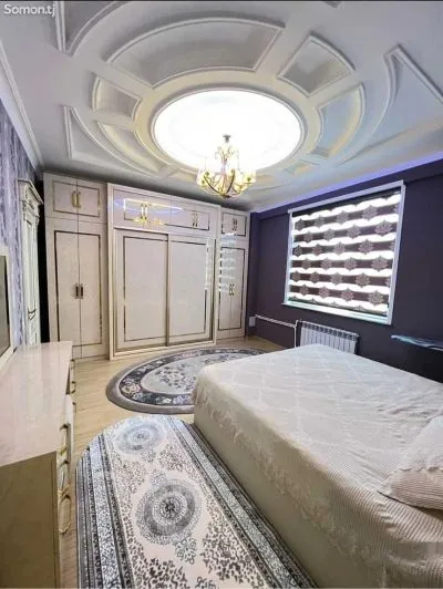 3-комн. квартира, 6 этаж, 130м², опера балет 4 уста