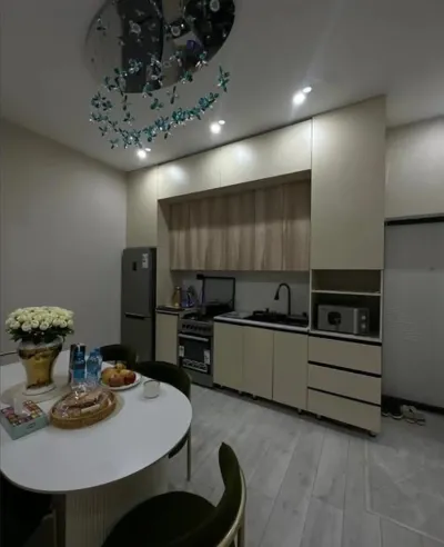 3-комн. квартира, 12 этаж, 98м², И Сомони