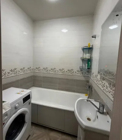 2-комн. квартира, 8 этаж, 52 м², 33мкр, пушти китайская стена