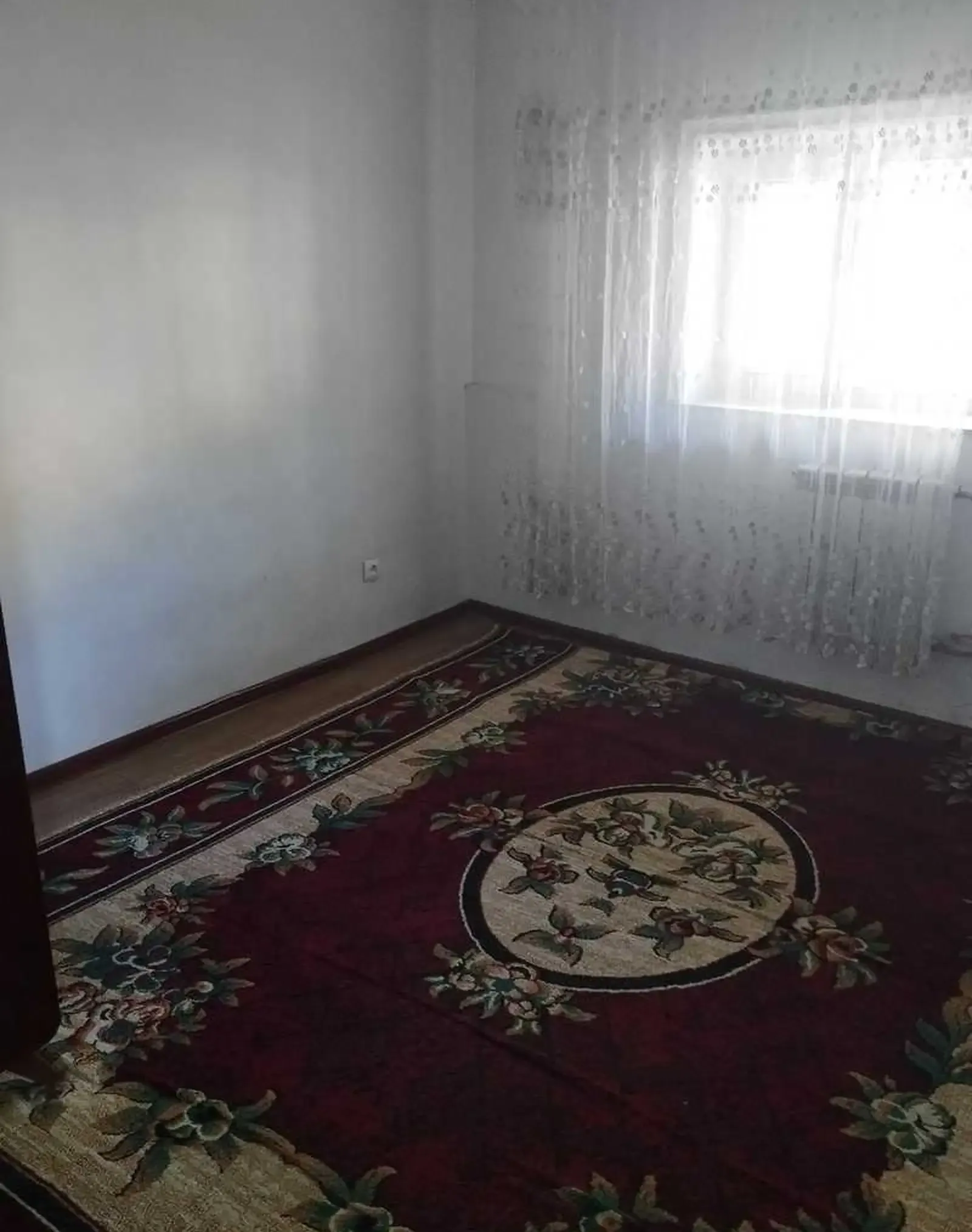 3-комн. квартира, 1 этаж, 75м², 84 Мкр