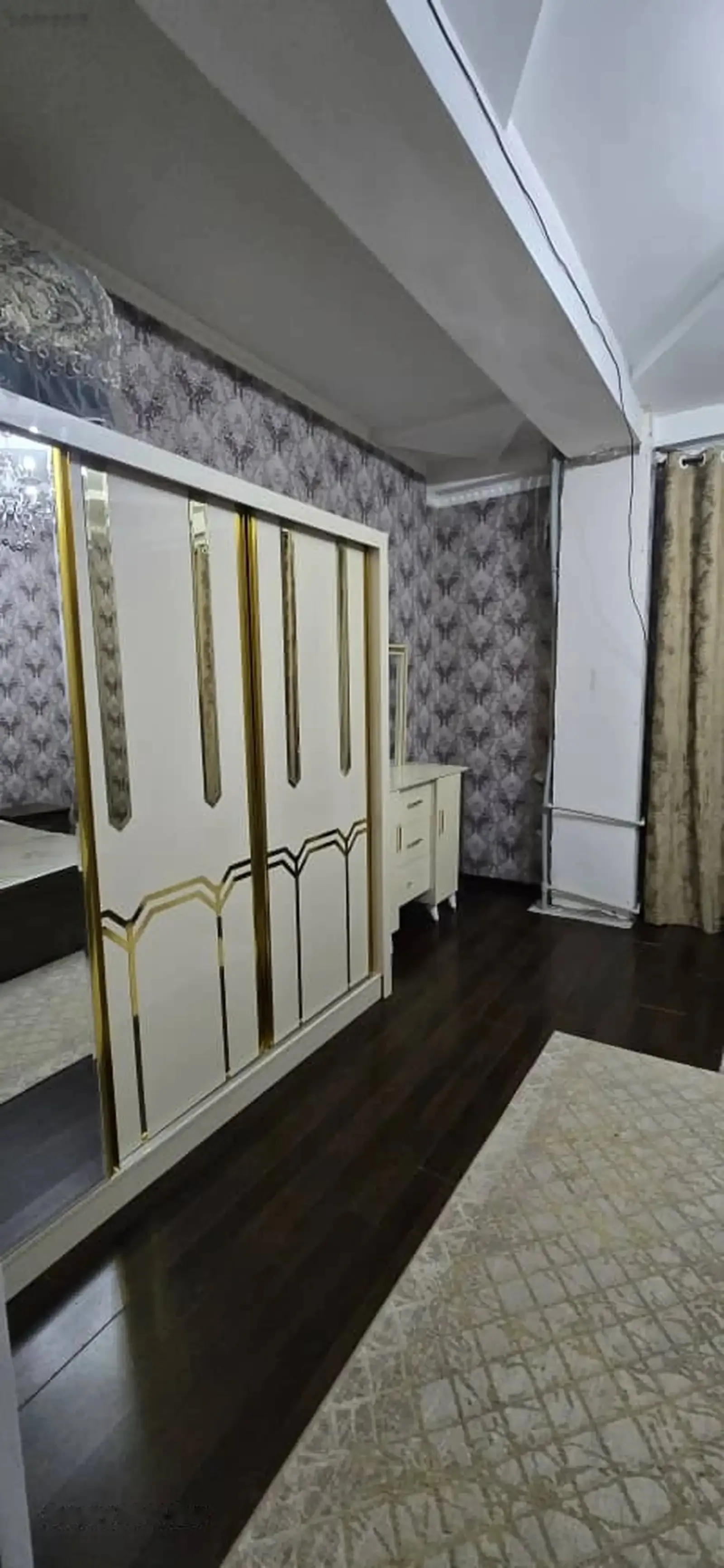 3-комн. квартира, 3 этаж, 92м², ориениир мехргон пеши мактаби