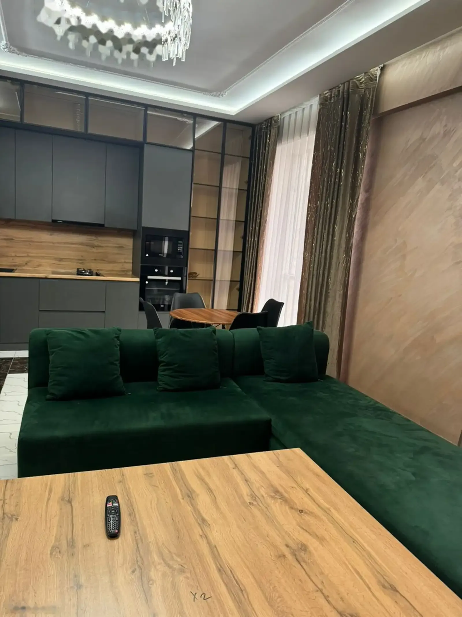 2-комн. квартира, 15 этаж, 78 м², Шохмансур