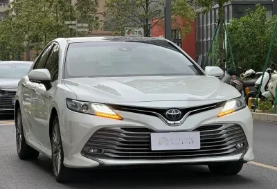 Toyota Camry, 2019