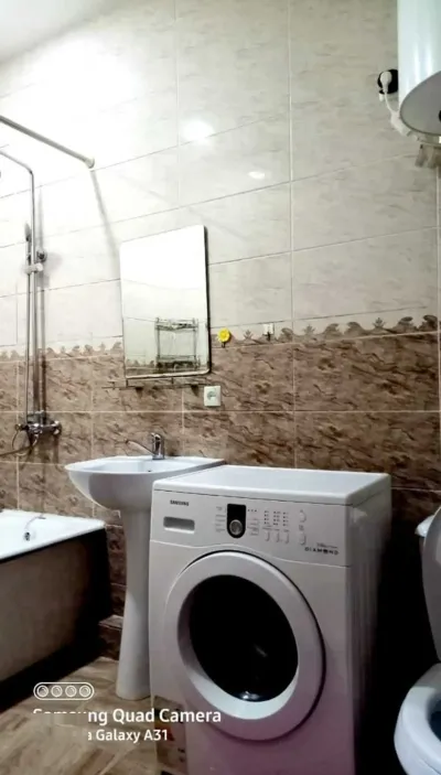 2-комн. квартира, 5 этаж, 68м², Аэропорт