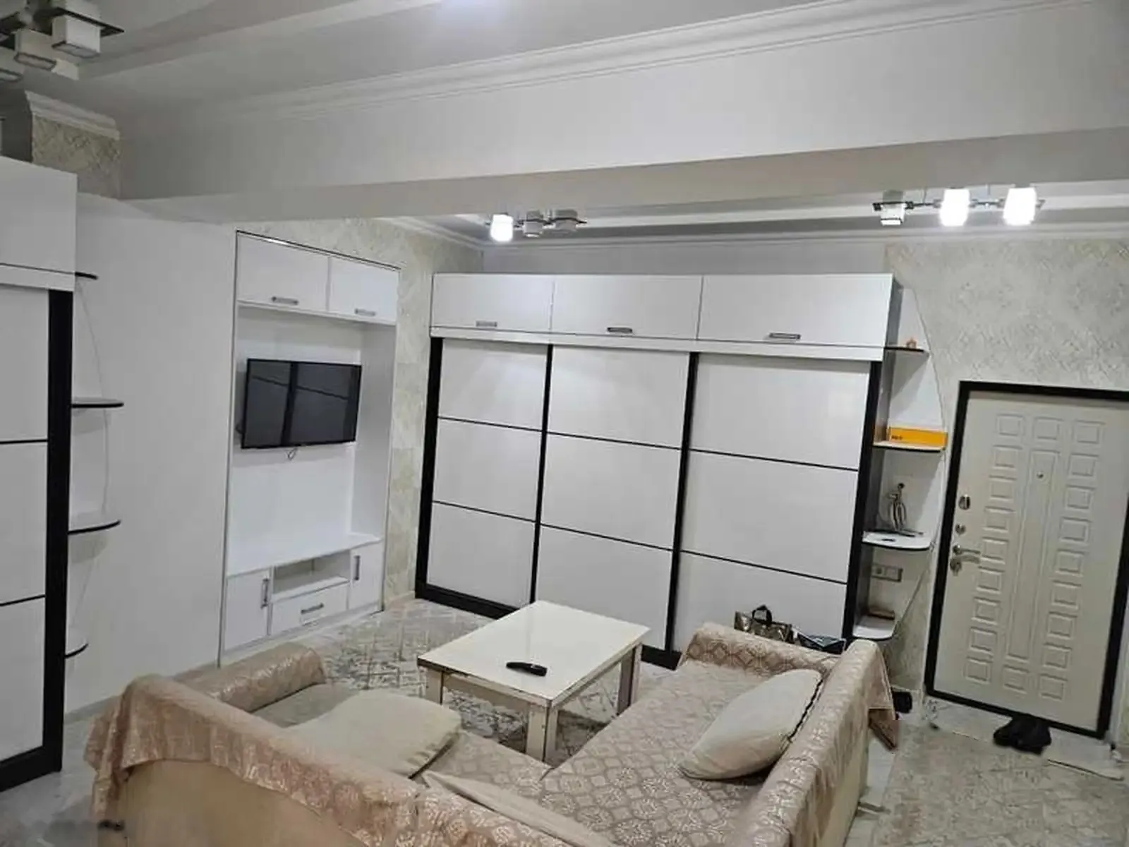 2-комн. квартира, 7 этаж, 76м², 103 мкр