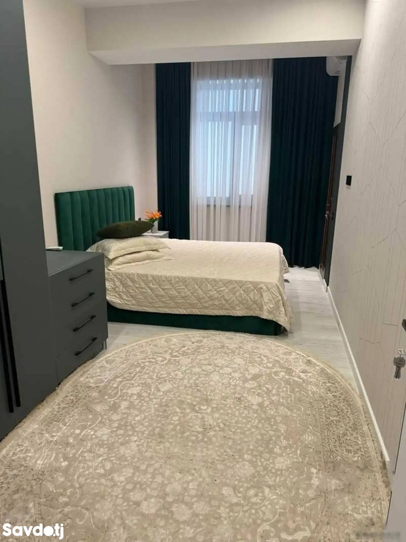 3-к квартира, 16 этаж, 90 м², Шоҳмансур, Айнӣ, Танка