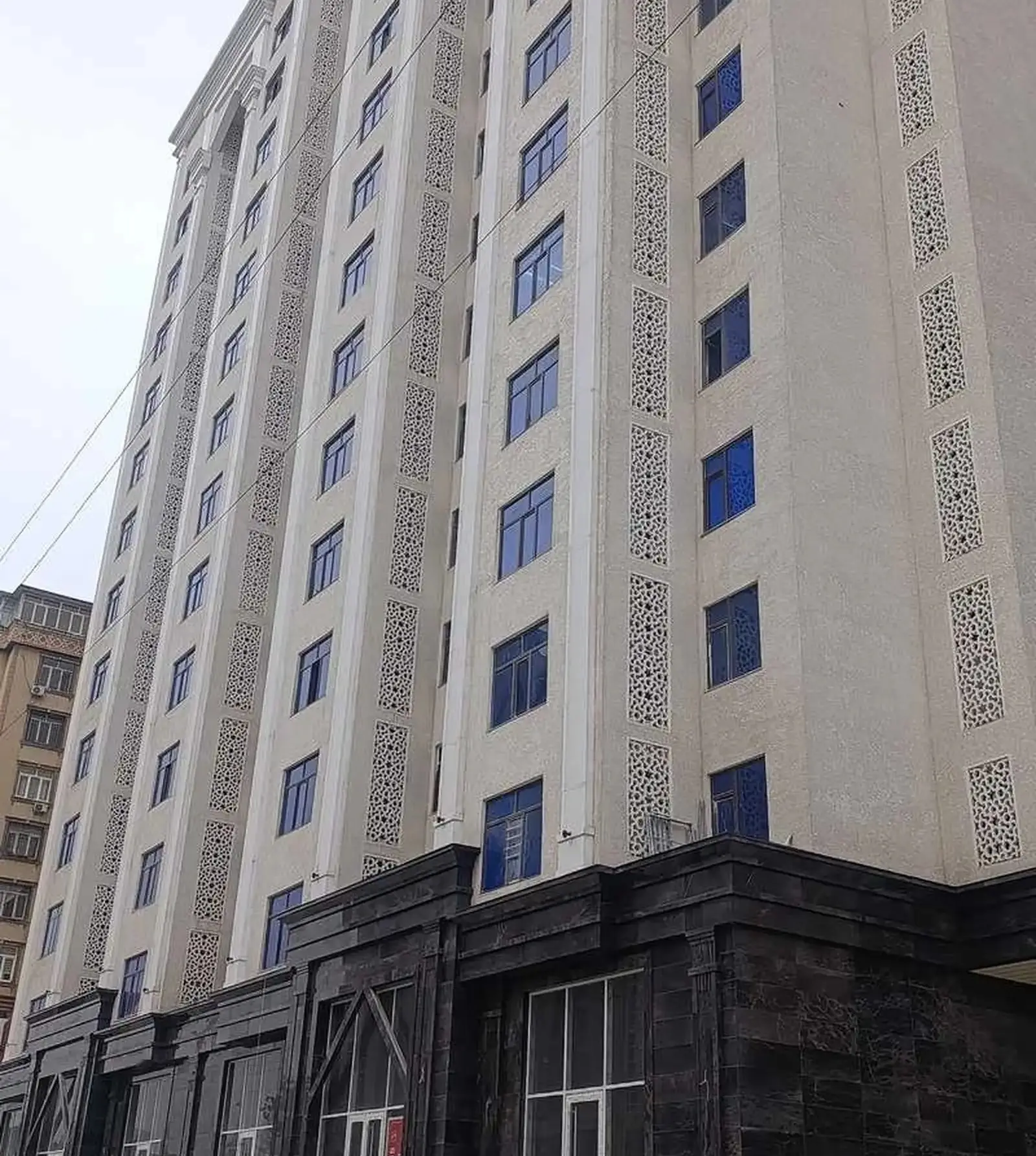 2-комн. квартира, 3 этаж, 79м², Фирдавси