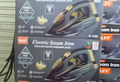 Утюг RAF