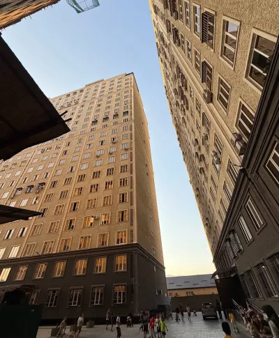 2-комн. квартира, 5 этаж, 79 м², Сино, Караболо