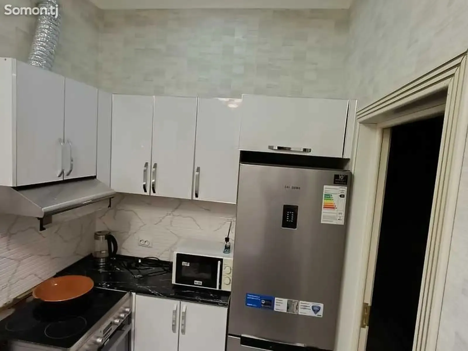 3-комн. квартира, 9 этаж, 94м², спартак