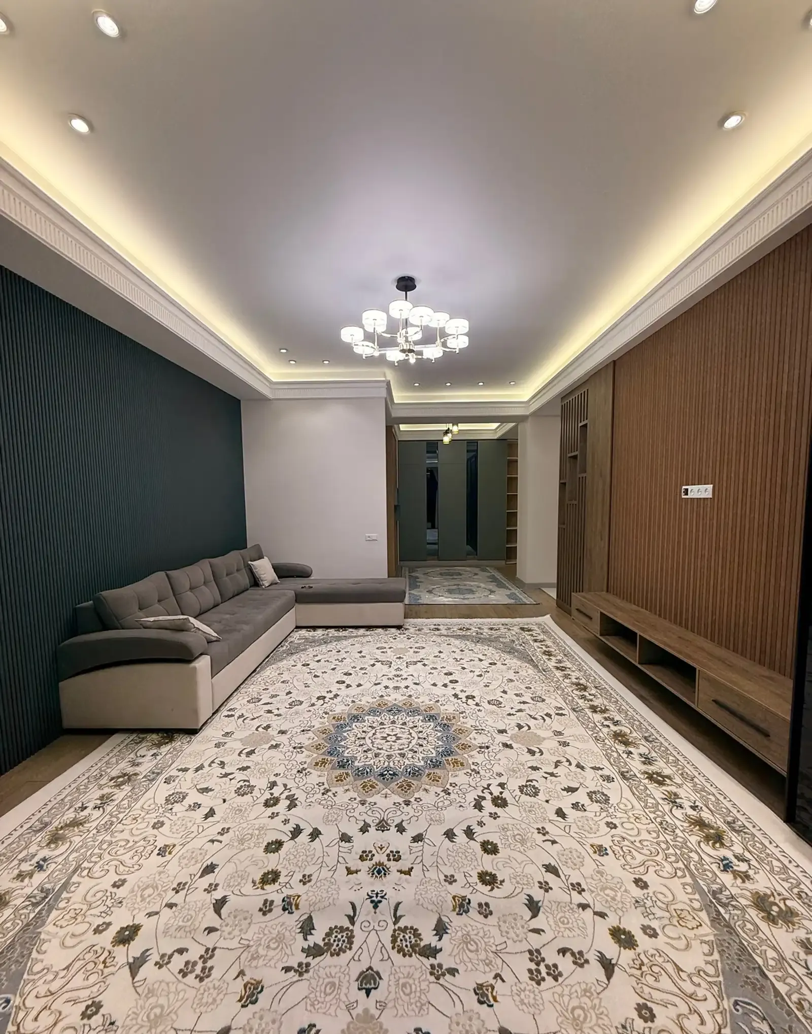3-комн. квартира, 3 этаж, 103 м², Ашан