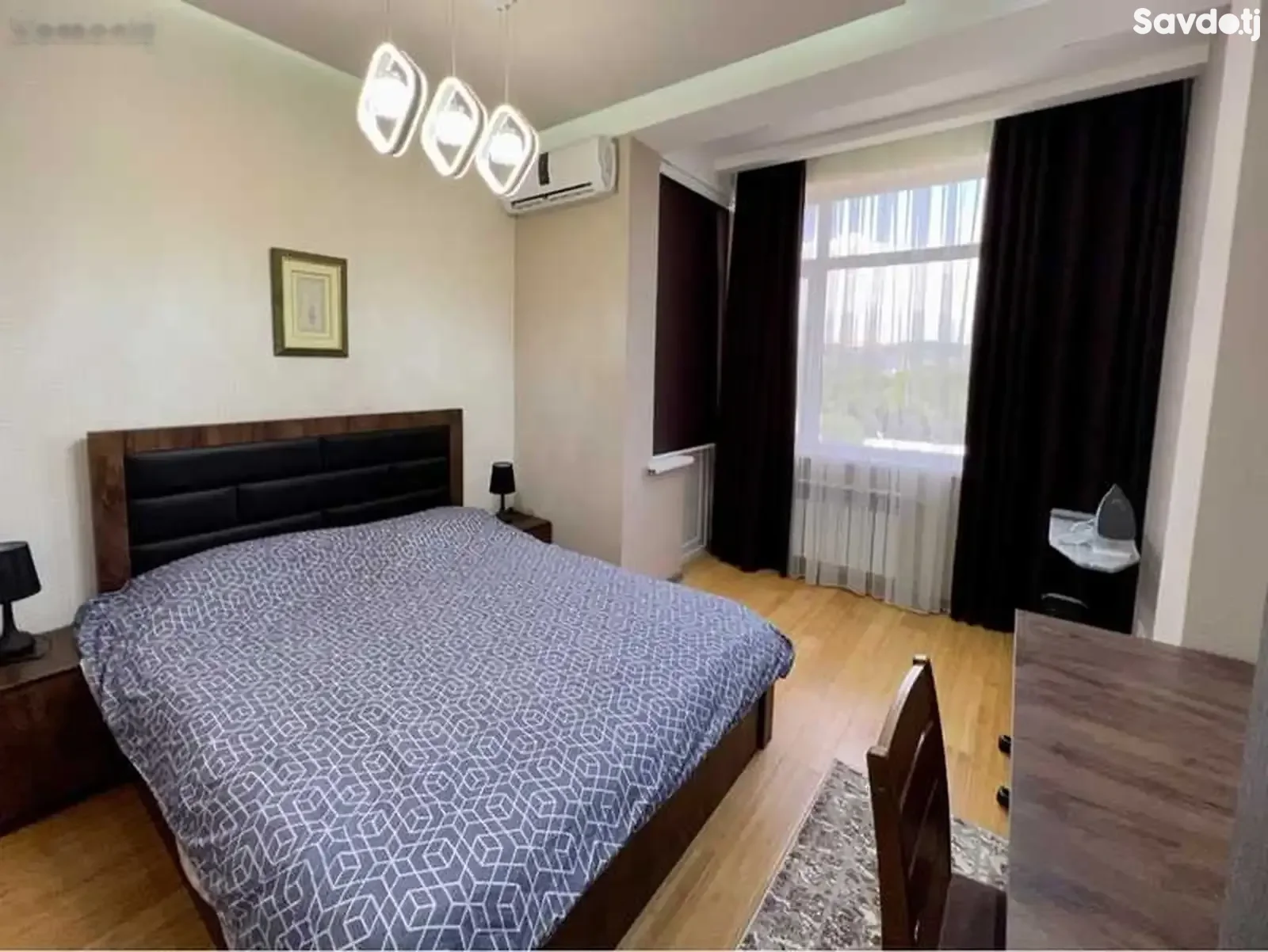 2-комн. квартира, 10 этаж, 58м², Голубой экран