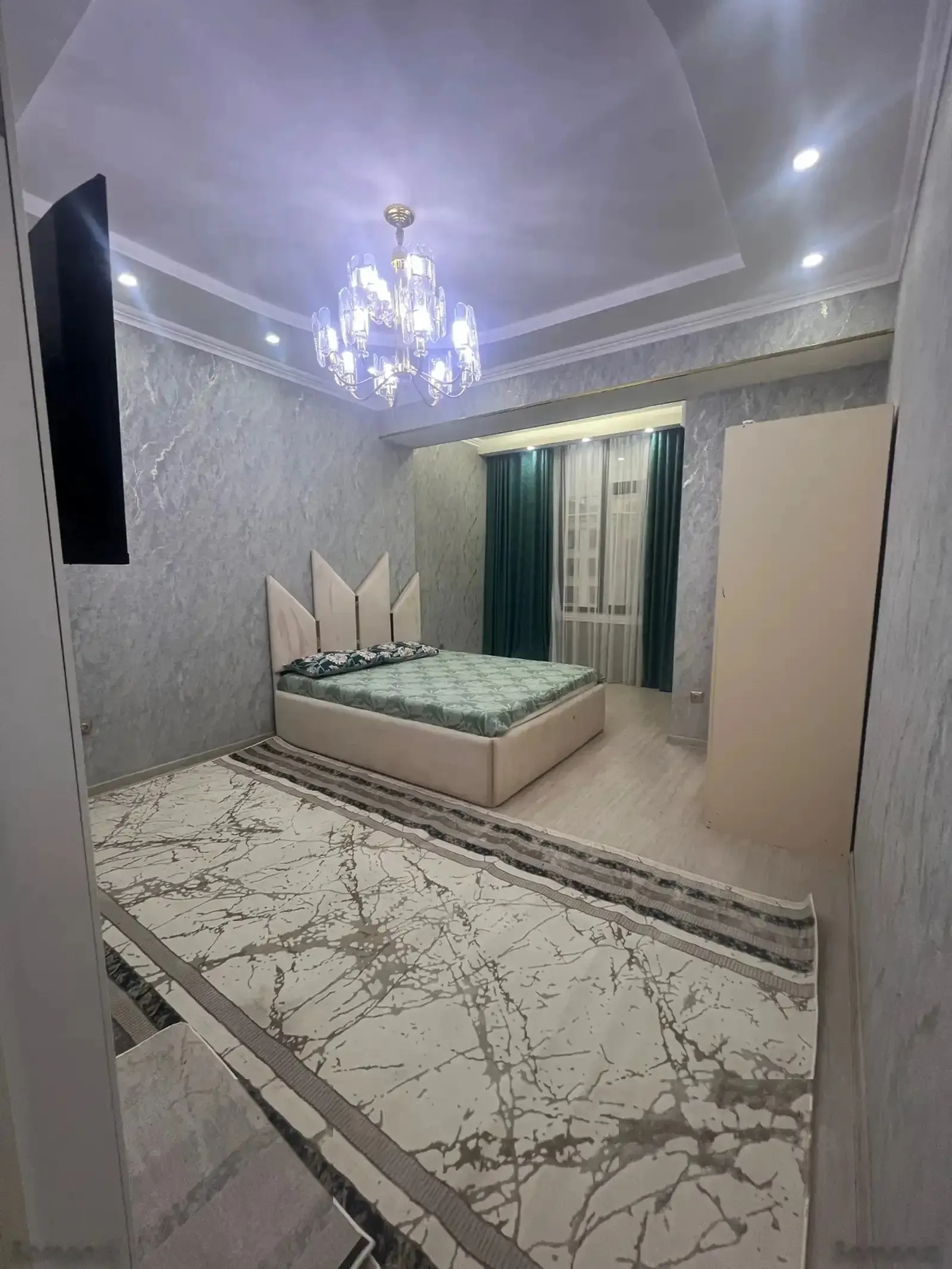 3-комн. квартира, 15 этаж, 130м², Шохмансур