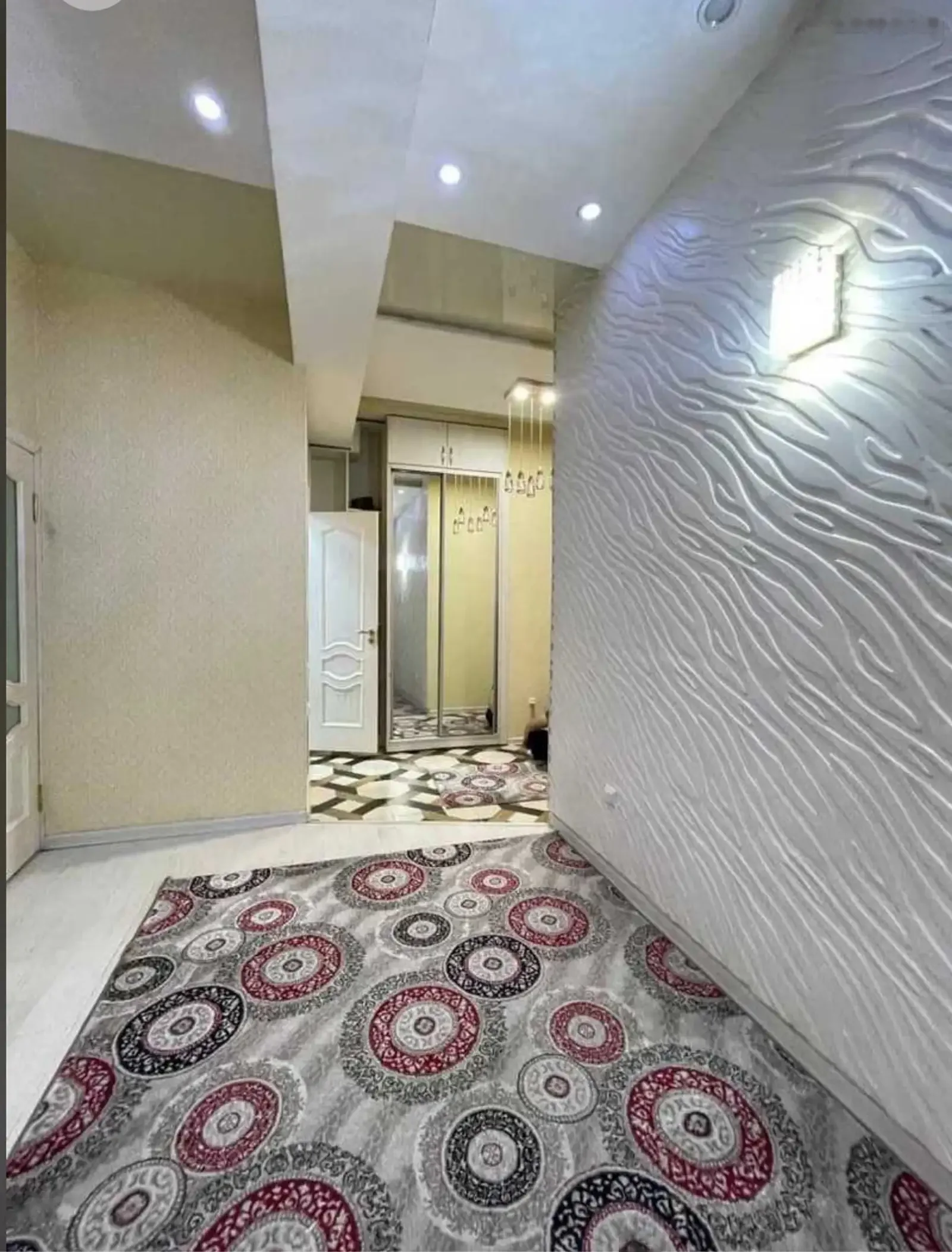 2-комн. квартира, 4 этаж, 70м², дом печать