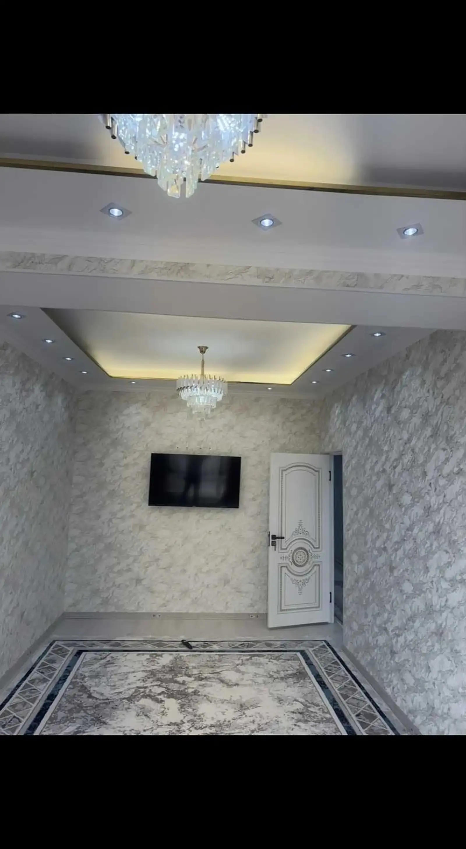 2-комн. квартира, 6 этаж, 60м², Сирк