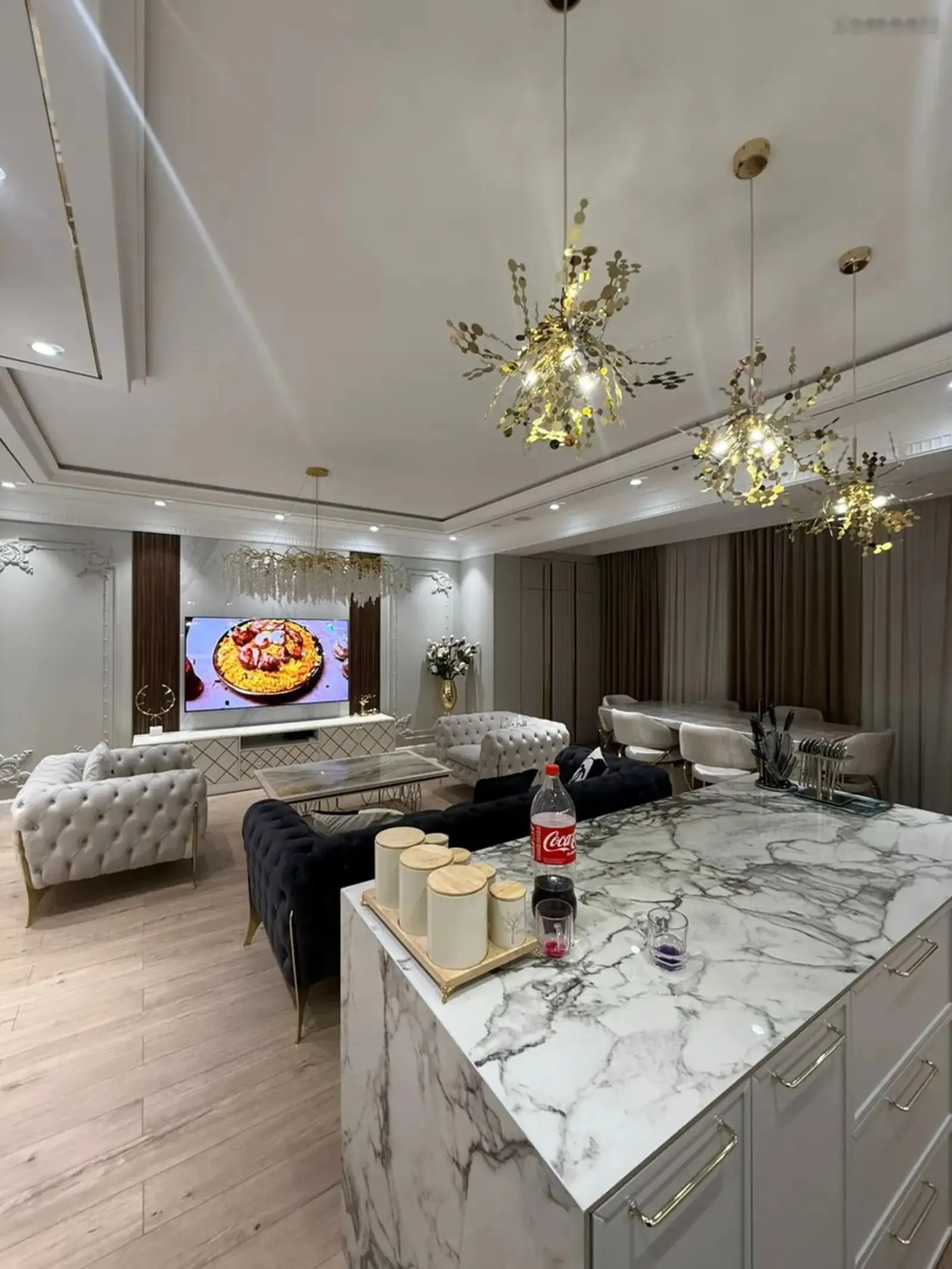 4-к квартира, 13 этаж, 160 м², И.Сомони