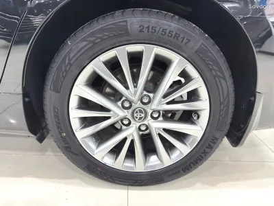 Toyota Camry, 2016