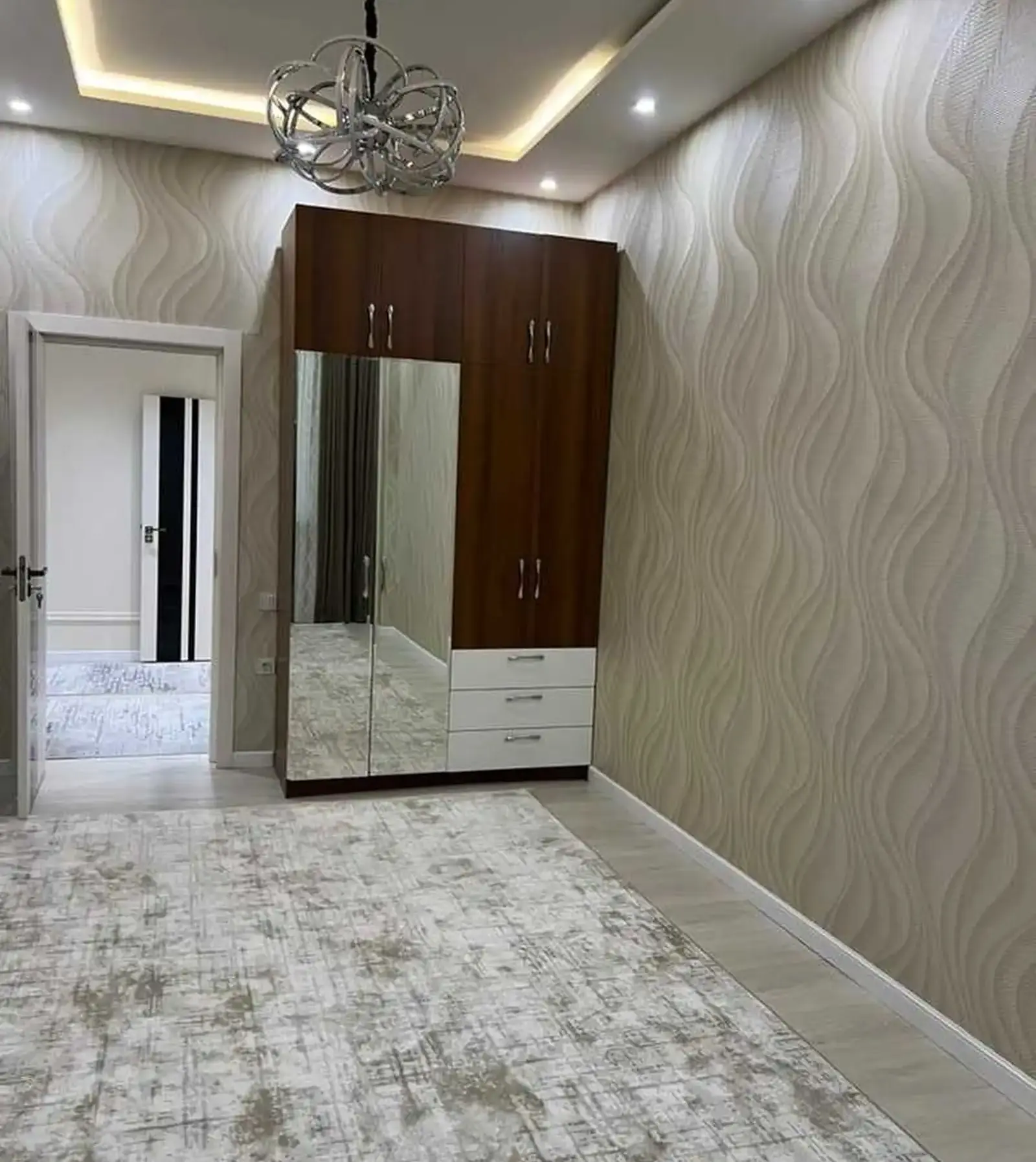 2-комн. квартира, 4 этаж, 120м², И Сомони