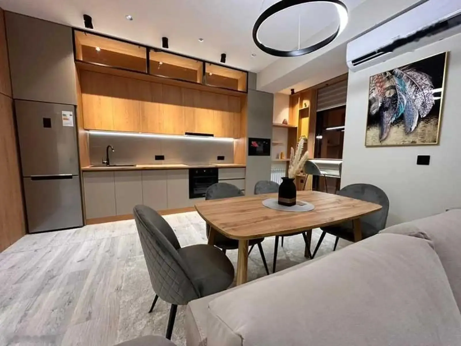 1-комн. квартира, 16 этаж, 53 м², ЁВАРИ ОВИР