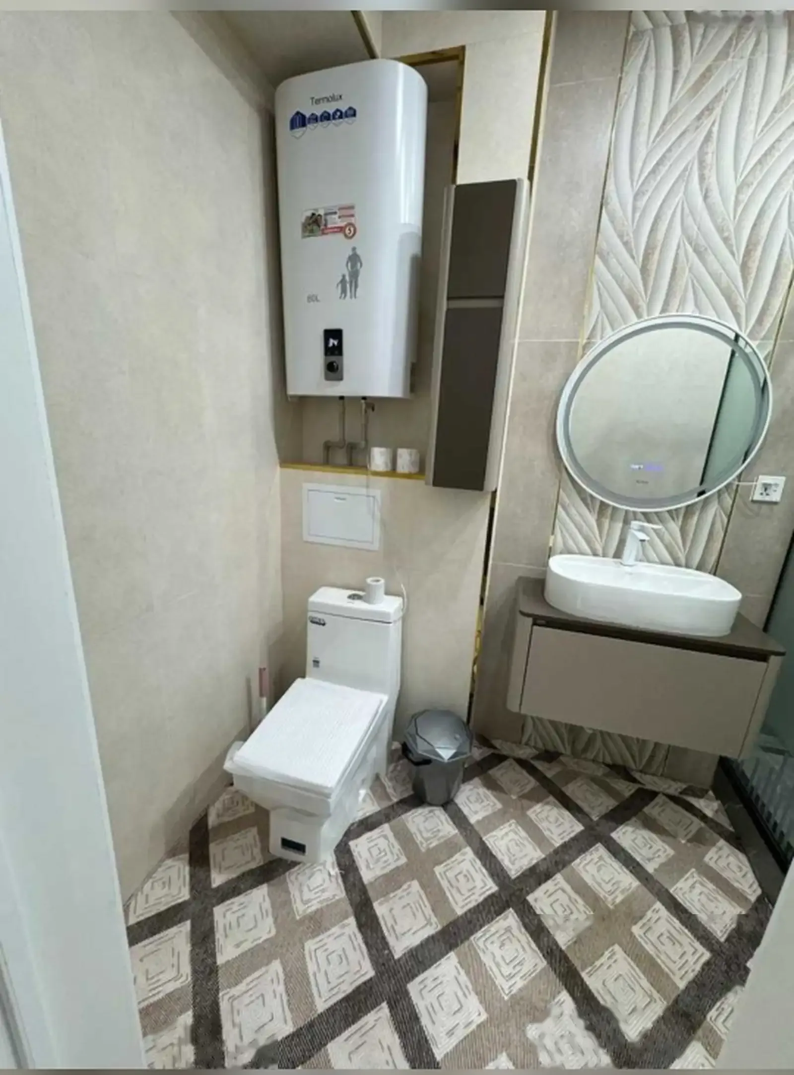 2-комн. квартира, 4 этаж, 70м², Шохмансур Пайкар