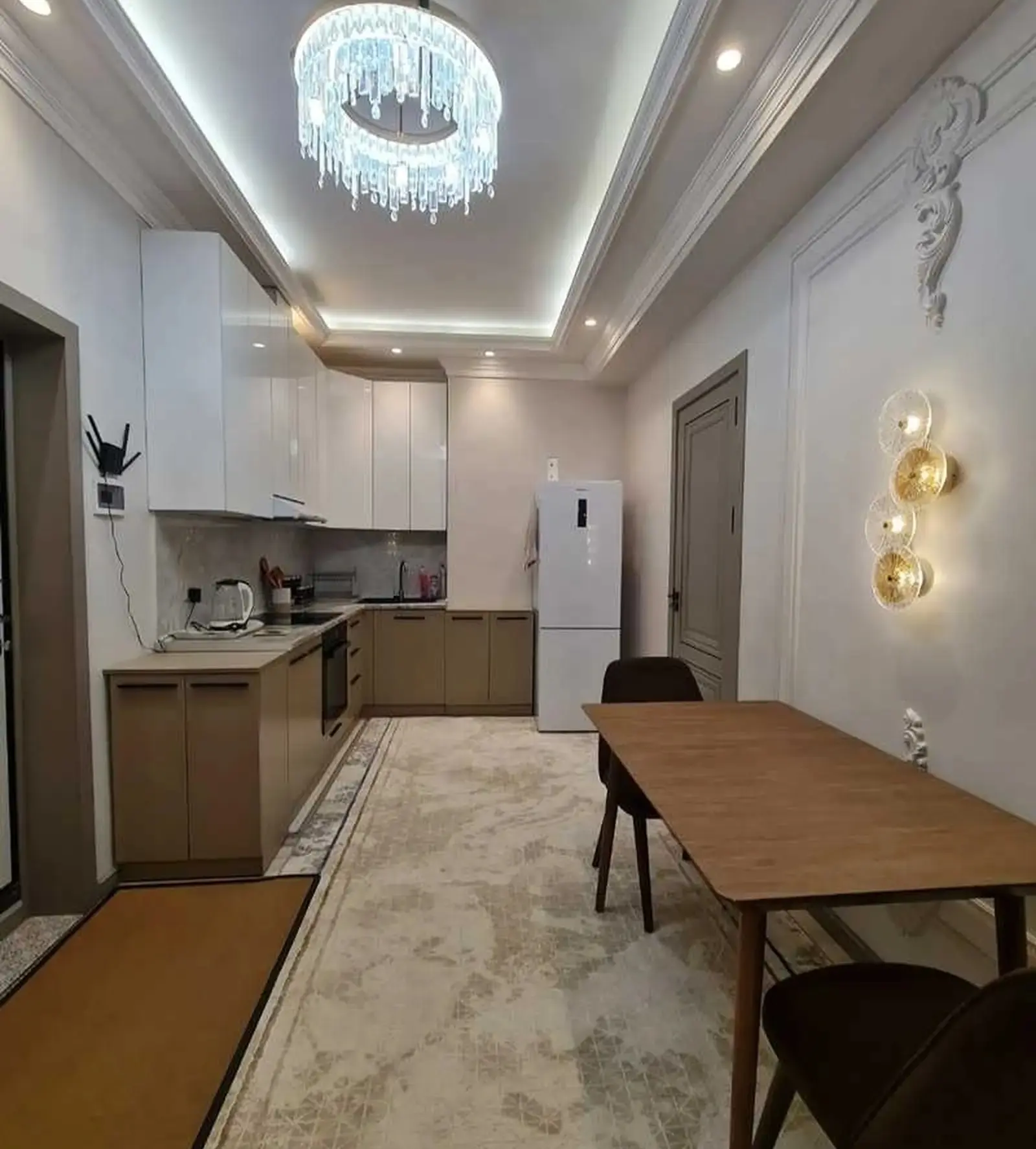 3-комн. квартира, 15 этаж, 93м², Центр