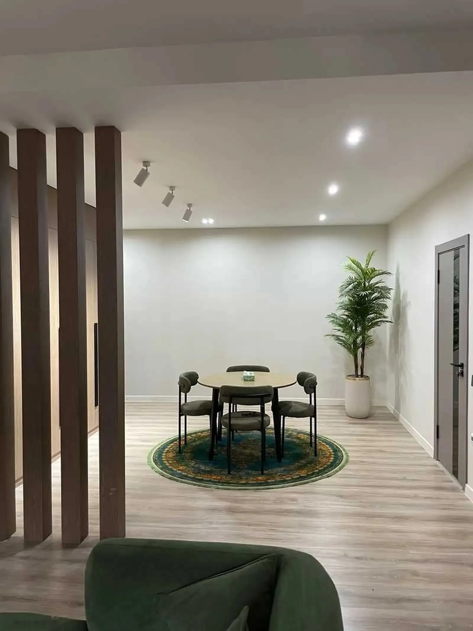1-комн. квартира, 12 этаж, 81 м², ул. Мирзо Турсунзода