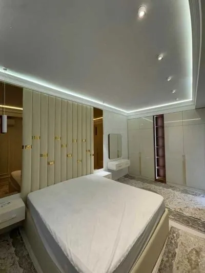 2-комн. квартира, 5 этаж, 90м², И. Сомони