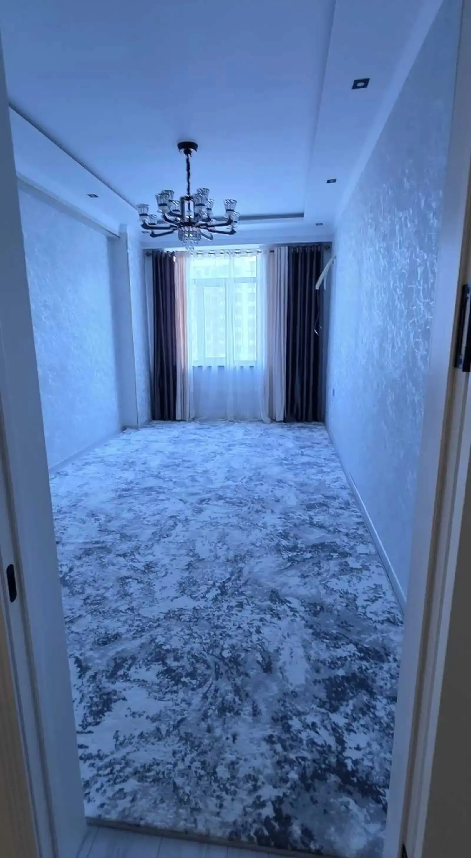 2-комн. квартира, 10 этаж, 76м², Шохмансур