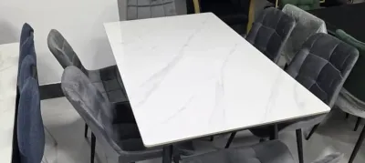 Стол со стульями