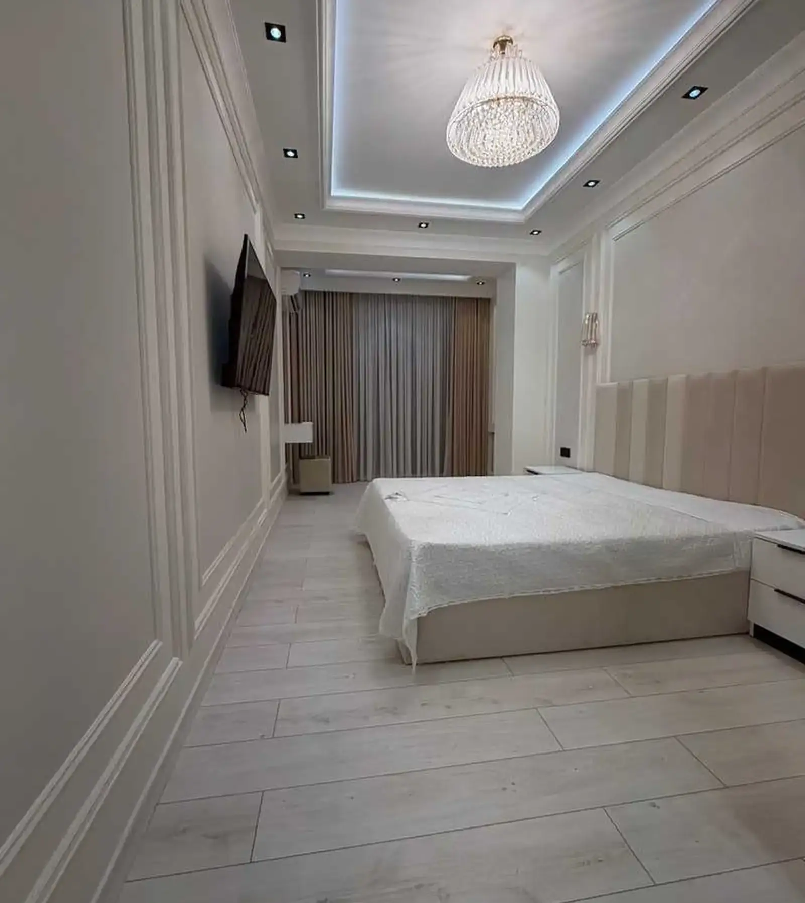 2-комн. квартира, 9 этаж, 130м², И.Сомони