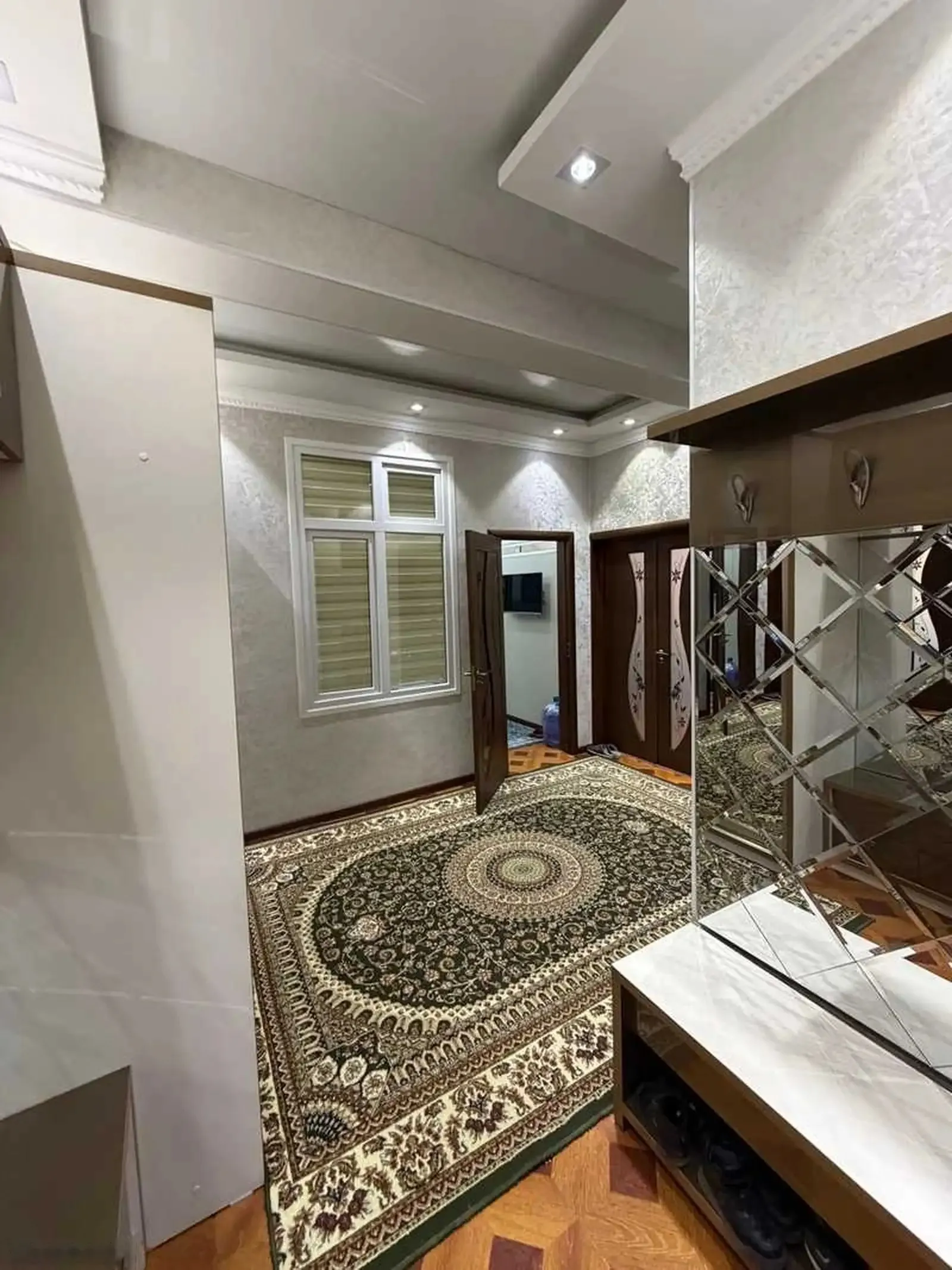 2-комн. квартира, 6 этаж, 75м², Шохмансур