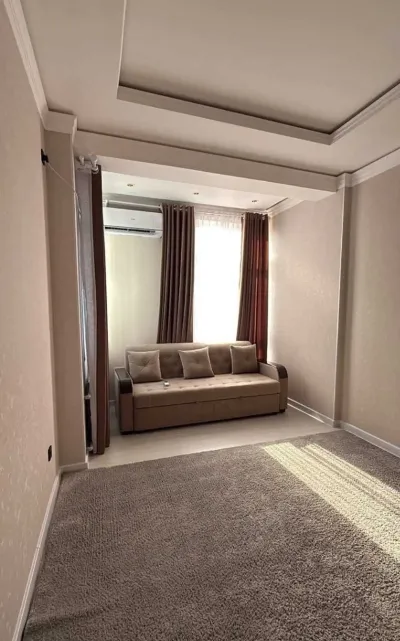 3-комн. квартира, 12 этаж, 93 м², Шохмансур