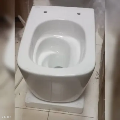 Настенный Унитаз