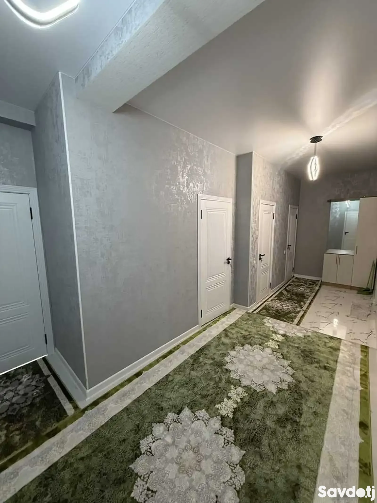 3-комн. квартира, 4 этаж, 95м², Сино, 102 мкр, доми Арзонтуркия