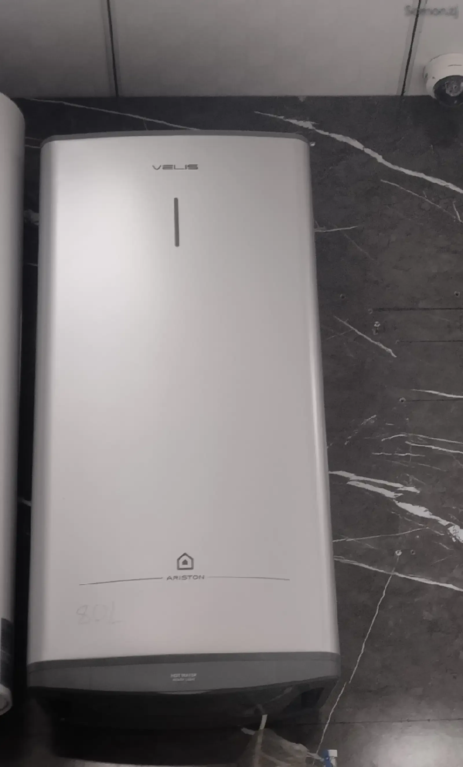 Водонагреватель Ariston 80л