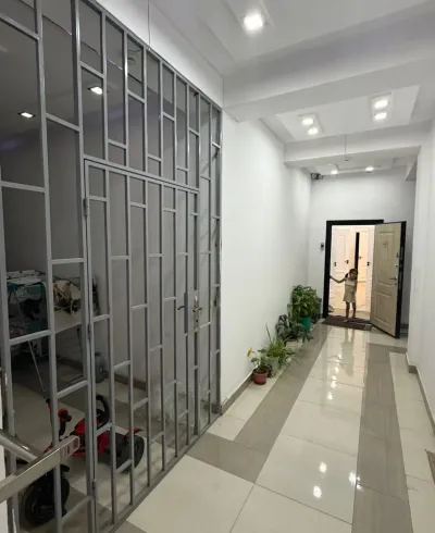 3-комн. квартира, 9 этаж, 120 м², И.Сомони