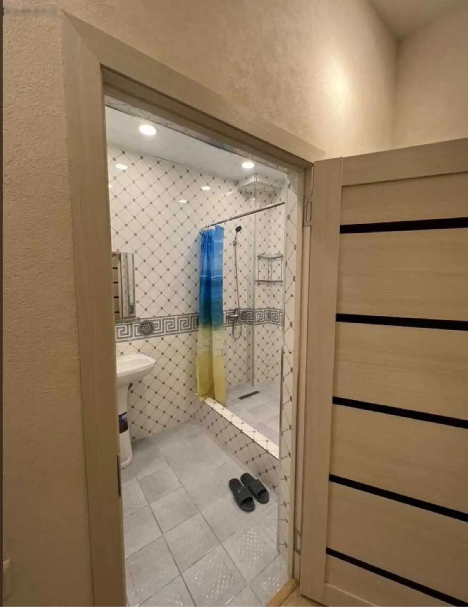 3-комн. квартира, 3 этаж, 120м², Ориёнбонк главный