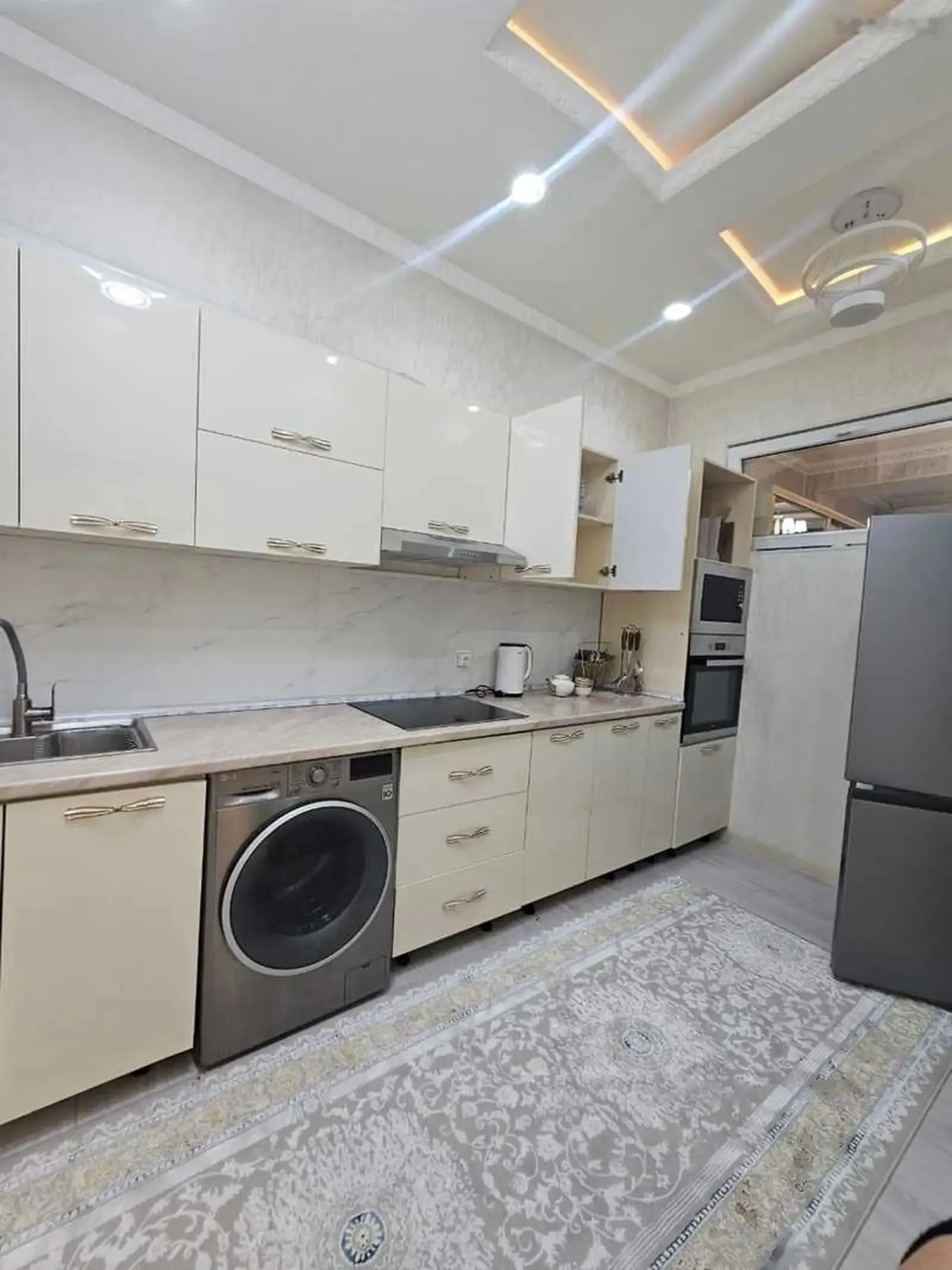 2-комн. квартира, 8 этаж, 93м², Пайкари таможный