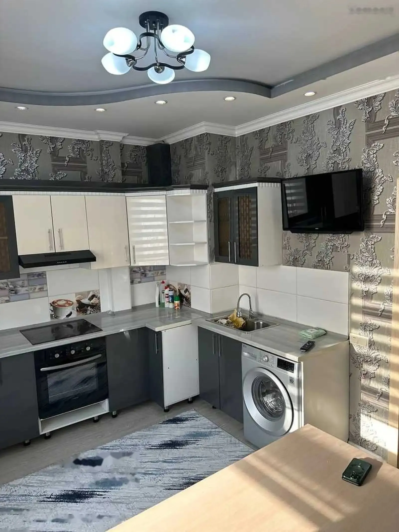 2-комн. квартира, 4 этаж, 70м², Колхози Россия
