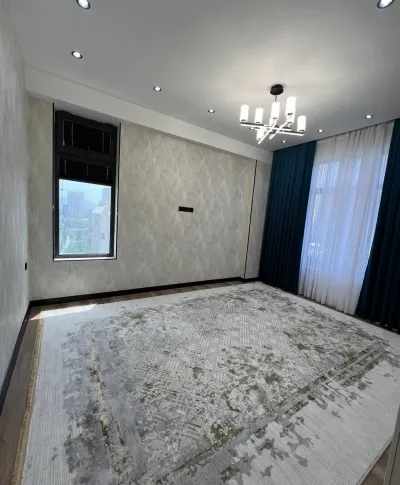 3-комн. квартира, 8 этаж, 88 м², Набережная, Ёвар