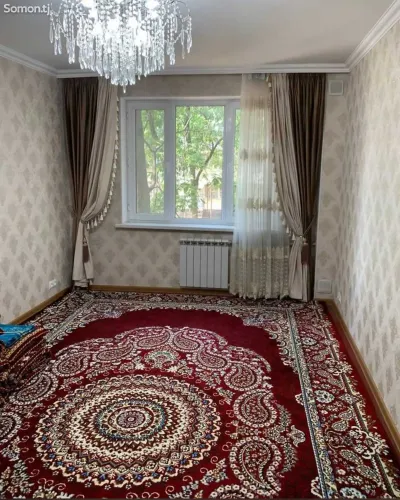 3-комн. квартира, 2 этаж, 67м², 33 мкр