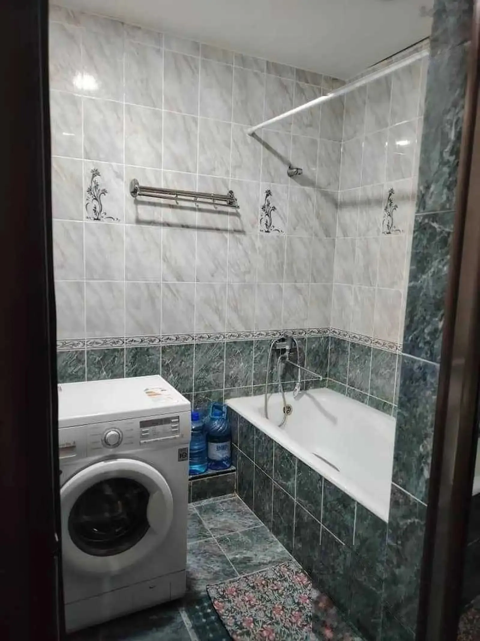2-комн. квартира, 10 этаж, 110м², Сомони