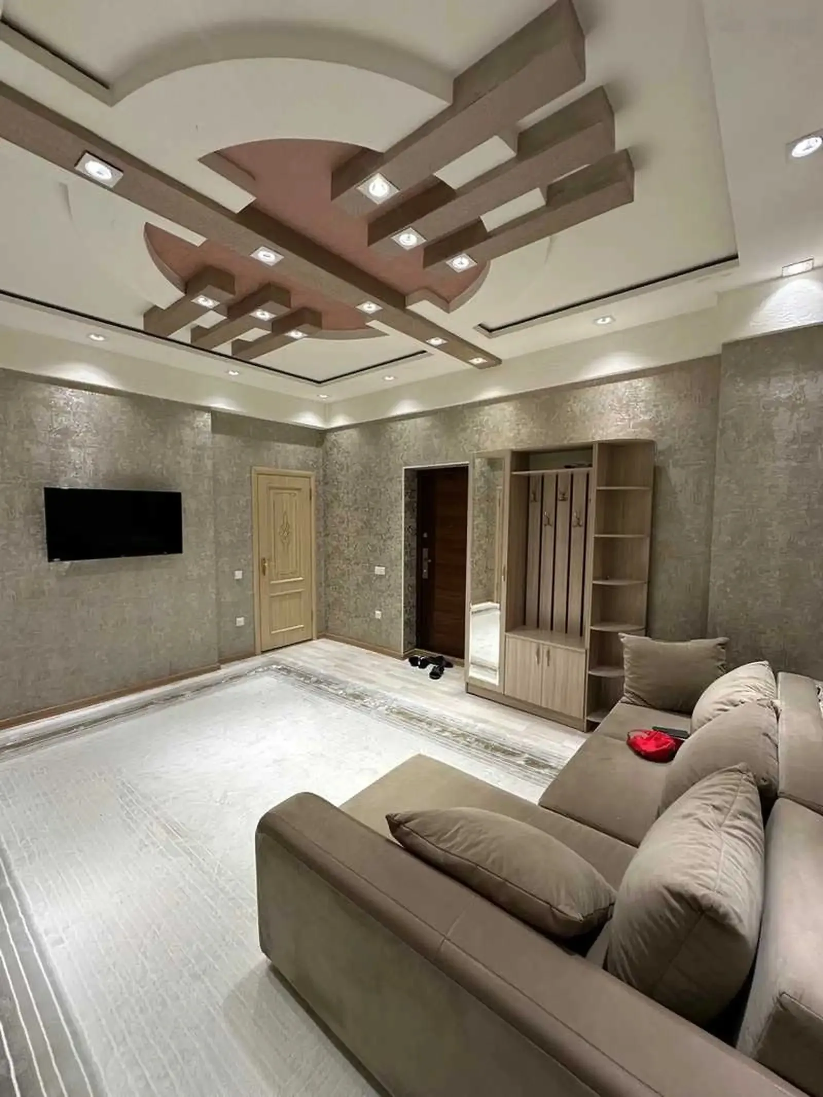 2-комн. квартира, 3 этаж, 75м², Сино, Лесная сказка
